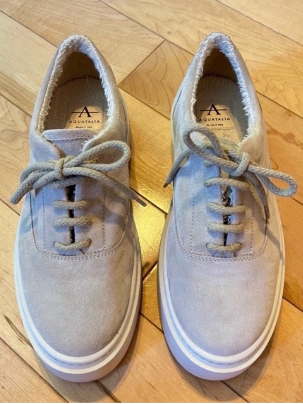 Aquatalia NEW Lora Soft Suede Lace Up Beige Sneakers size 37 - Picture 3 of 9